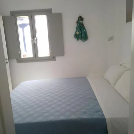 Πανσιόν Anemomylos
